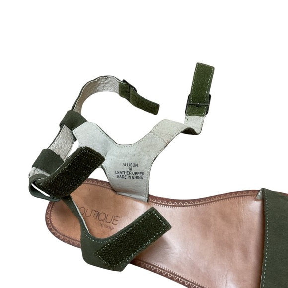 Boutique by Corkys Women's Size 10 Allison Sandals Ankle Strap Green Suede - Picture 9 of 9